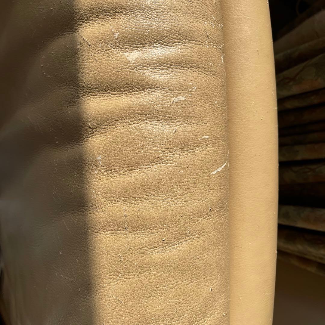 カリモク　イエロー レザー 2人掛けソファ