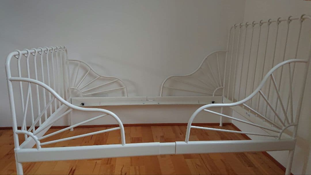 IKEA　MINNEN　ミンネン　ベッドフレーム　イケア　ホワイト　子供　キッズ