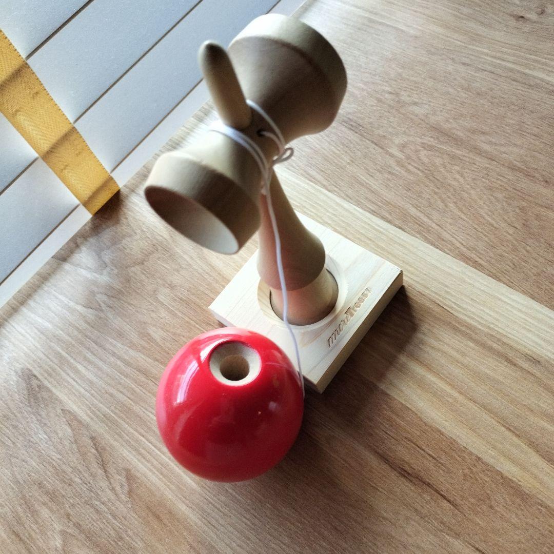 未使用品◇りんごのけん玉 鈴木康広 more trees 坂本龍一 - メルカリ