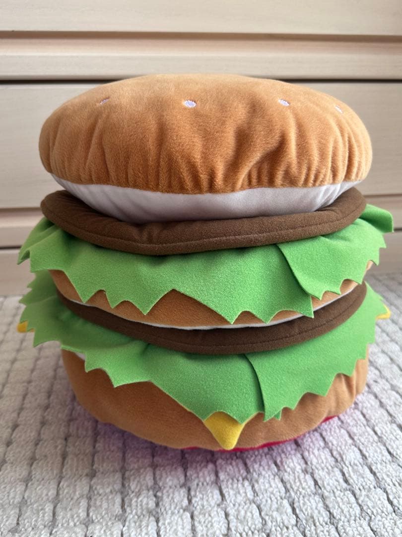 マクドナルド ビックマッククッション 非売品 - メルカリ