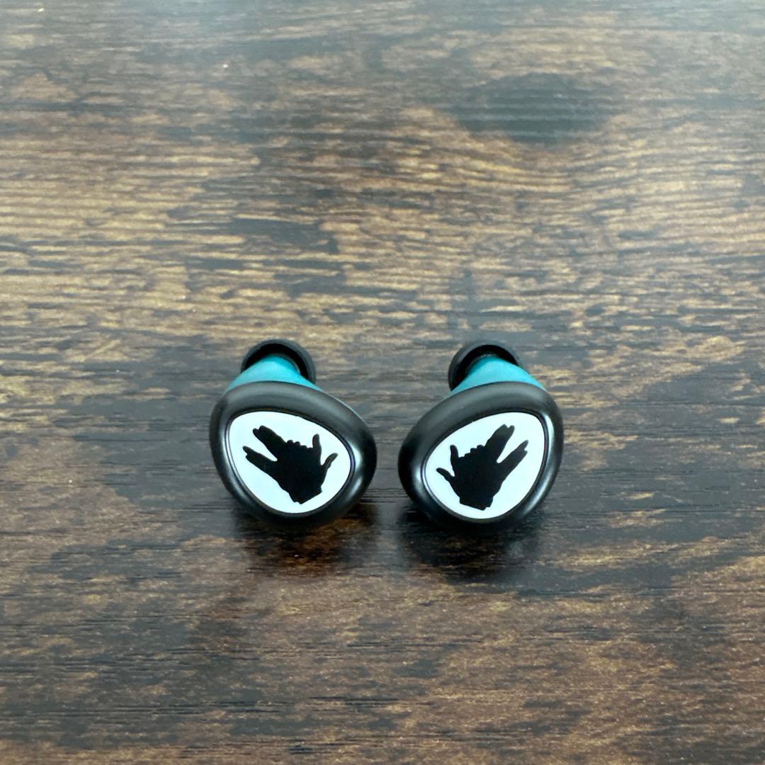 【極美品】呪術廻戦コラボ　伏黒恵 ワイヤレスイヤホン