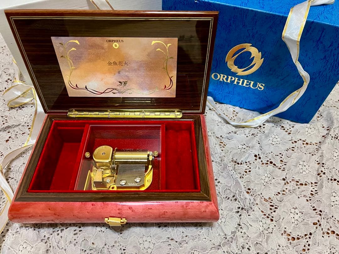 「オルフェウス」金魚花火(大塚愛)サンキョ象嵌ジュエルBOXオルゴール(30弁)