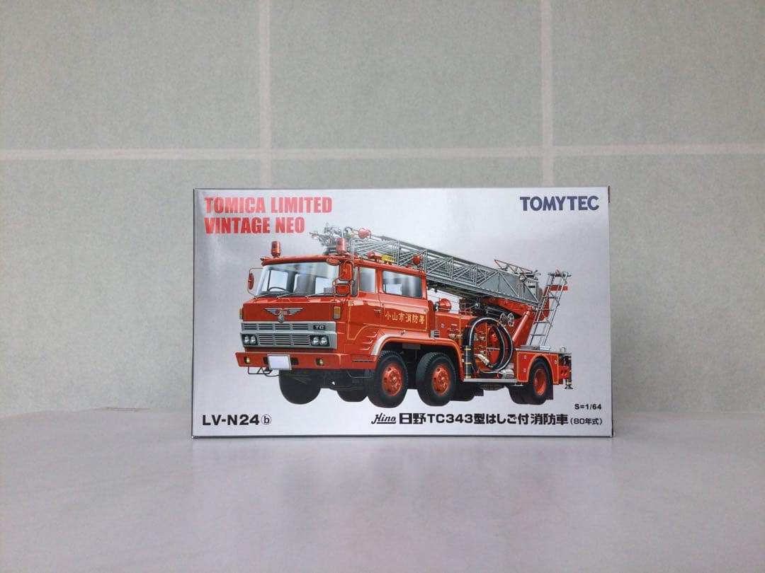 トミカリミテッドヴィンテージ LV-N24b 日野TC343型 消防車 - メルカリ