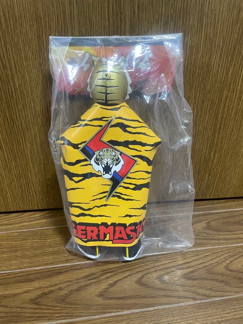 【未開封】初代タイガーマスク　ソフビ　面取れ　メディコム・トイ【新品】
