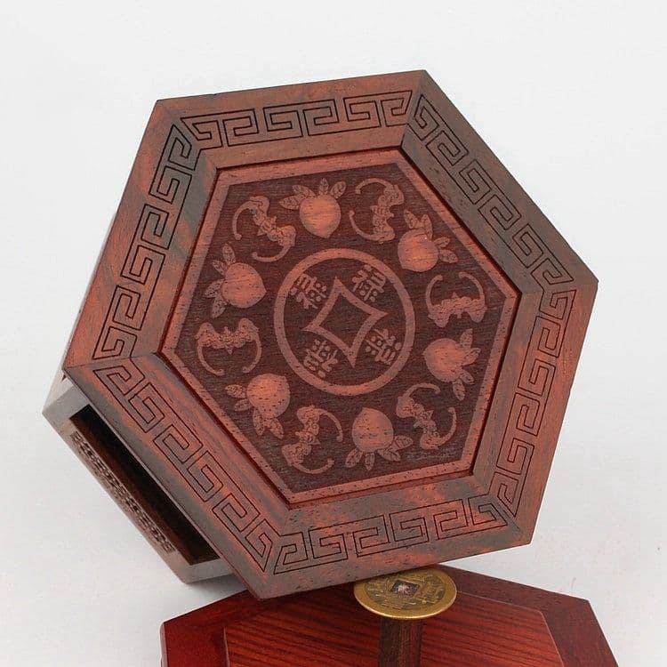 紅酸枝二重透彫り紅木盤香炉 香盒 薫香炉 沈香 檀香 工芸品 美術品 置物