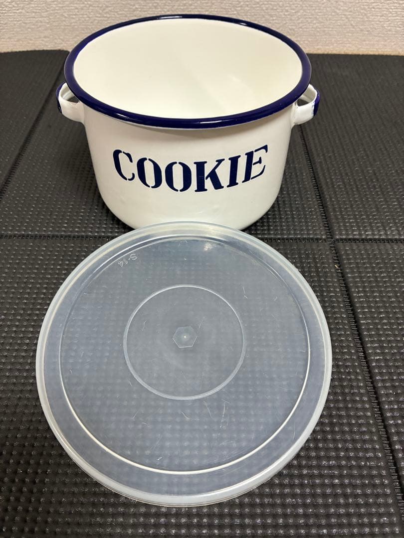 カントリー雑貨　ホーロー容器　保存容器　 入れ子　3点　セット