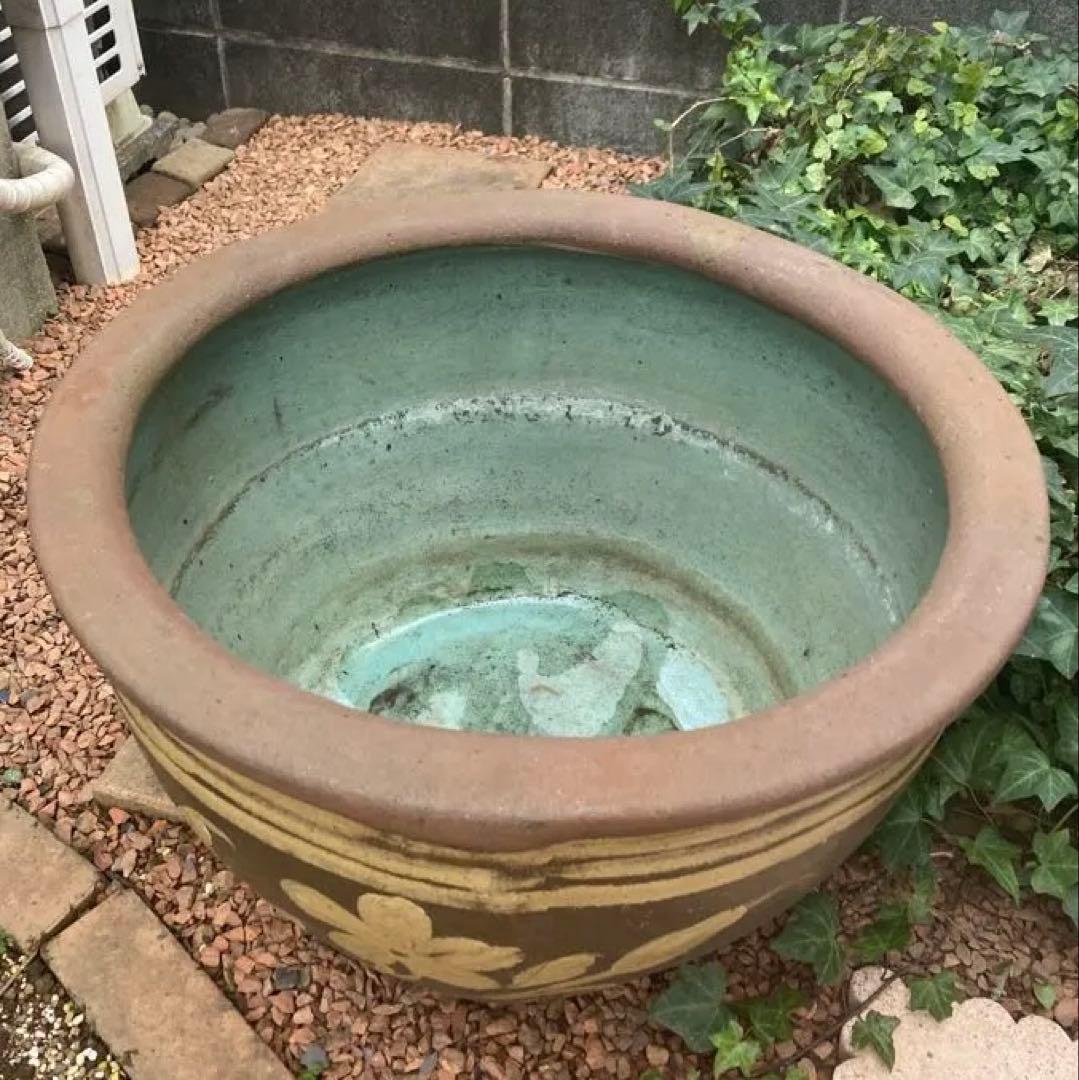 特大　水鉢　メダカ鉢　睡蓮鉢　金魚鉢　陶器製　ガーデニング