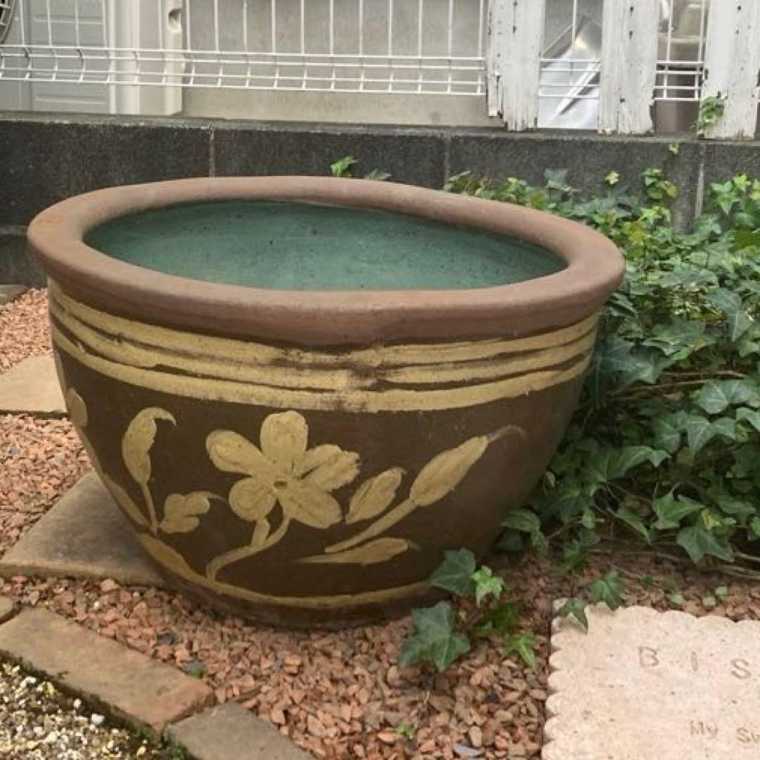 特大　水鉢　メダカ鉢　睡蓮鉢　金魚鉢　陶器製　ガーデニング