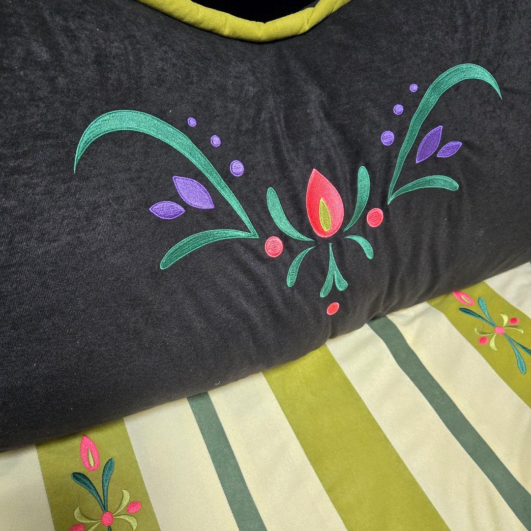 アナと雪の女王 ソファ 2人掛け ディズニー 刺繍デザイン クッション付き