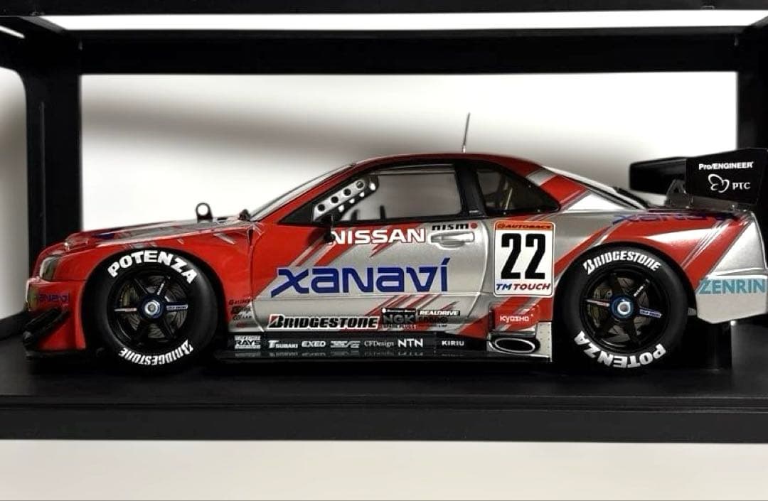 オートアート 1/18 NISSANスカイラインR34 GTR JGTC2002