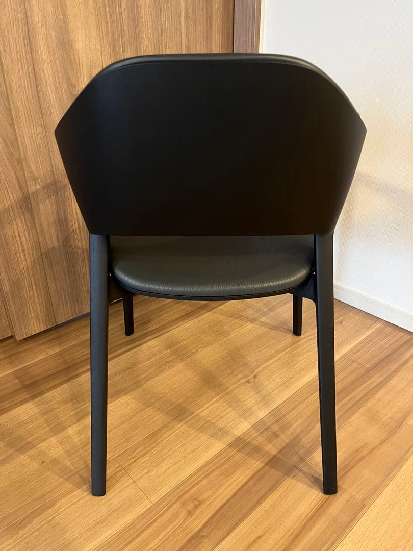 極美品】Cassinaカッシーナ 133 ICO アームチェア（52.8万円） - メルカリ