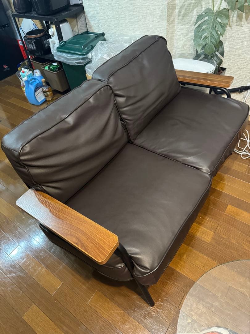 LOWYA 2人掛け スチール脚コンパクトソファ