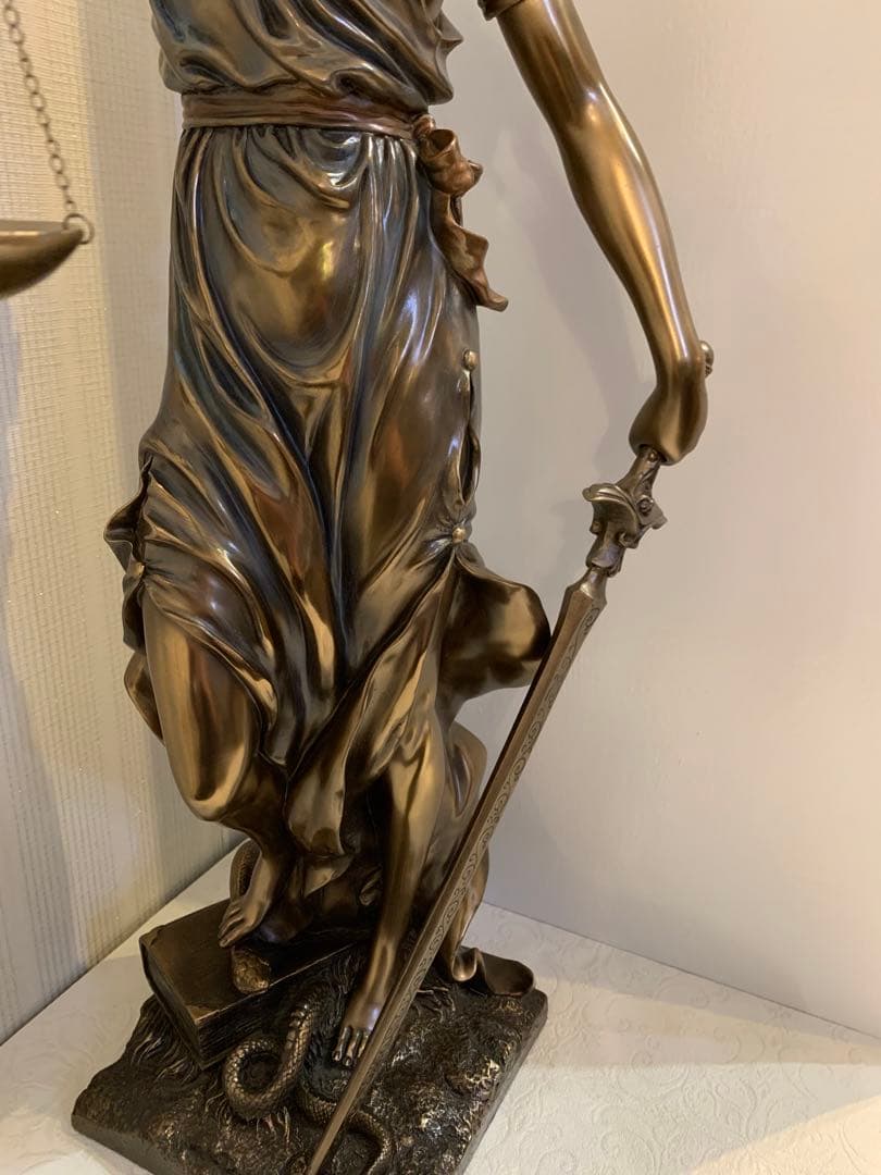 アンティーク 正義の女神の置物 像 ID-391