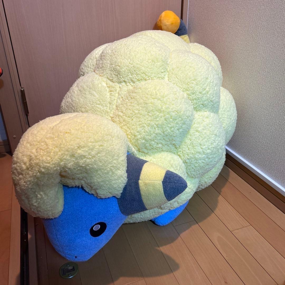 ポケモン　等身大　メリープぬいぐるみ