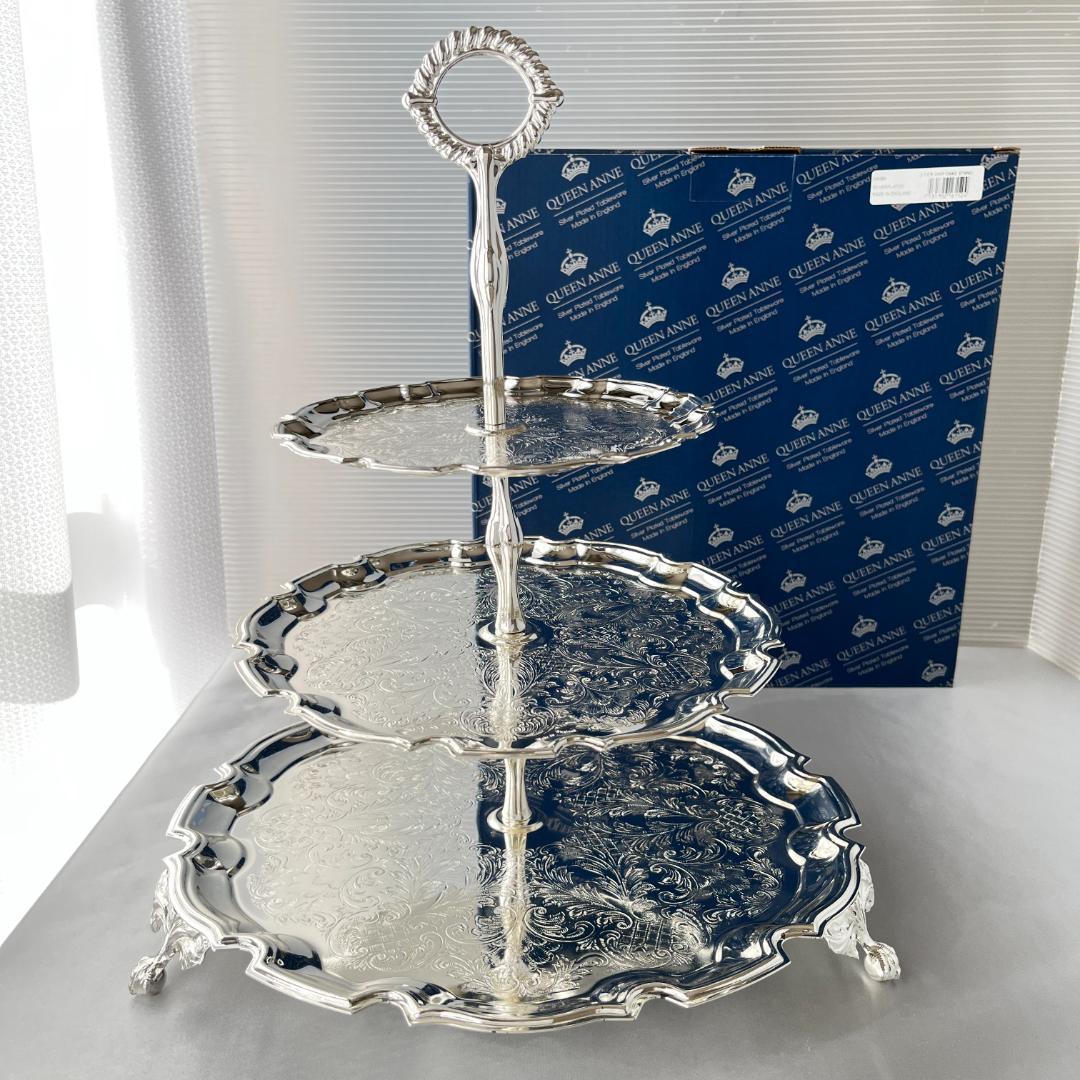 【QUEEN ANNE】 チッペンデールのケーキスタンド 3段