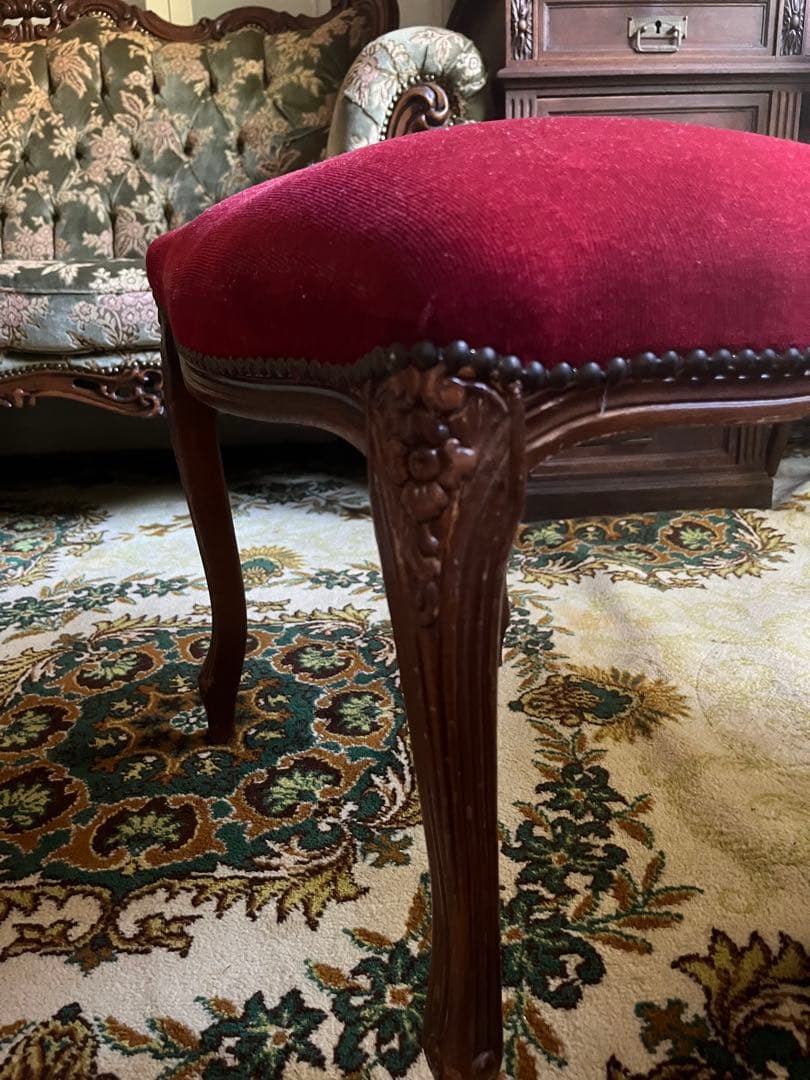 オットマン スツール 猫脚 アンティーク 赤 インテリア ビンテージ