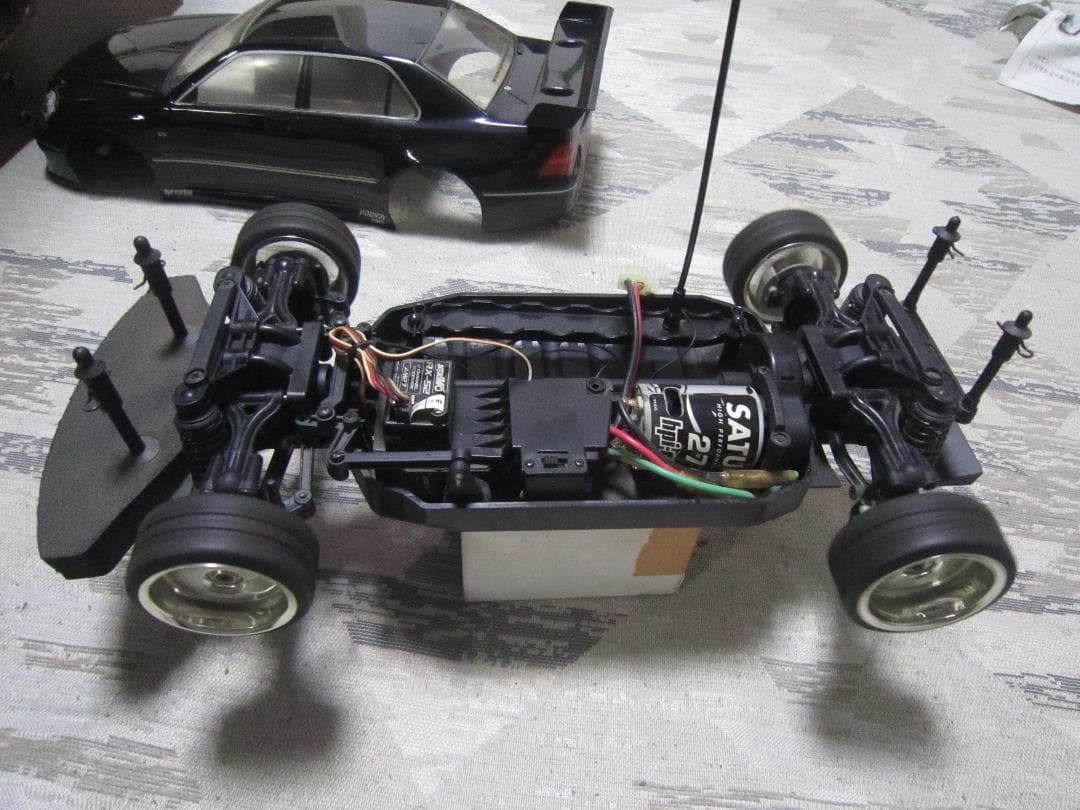 24時間だけ出品 完全動作品 1/10 hpi ジャパン E10 セルシオ