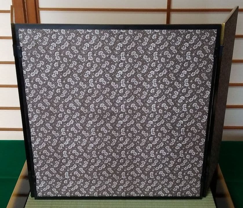 五月人形　新型金箔と松　15号