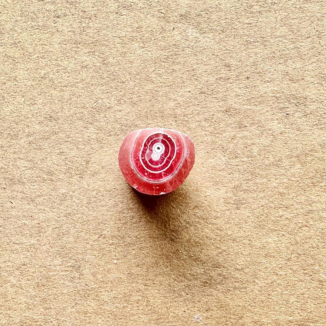 インカローズ ロードクロサイト 原石 天然石 パワーストーン 鉱物 B24