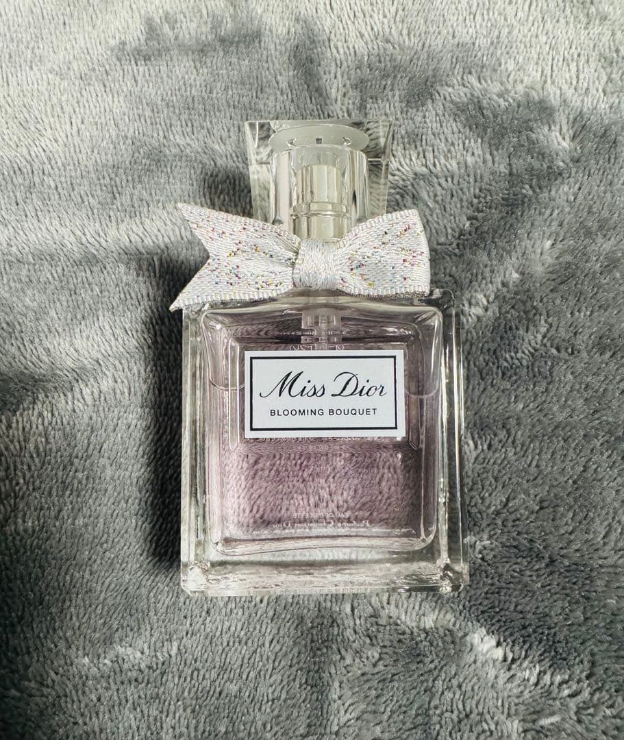 【新品未使用】ミスディオール ブルーミングブーケ 30ml 香水 dior