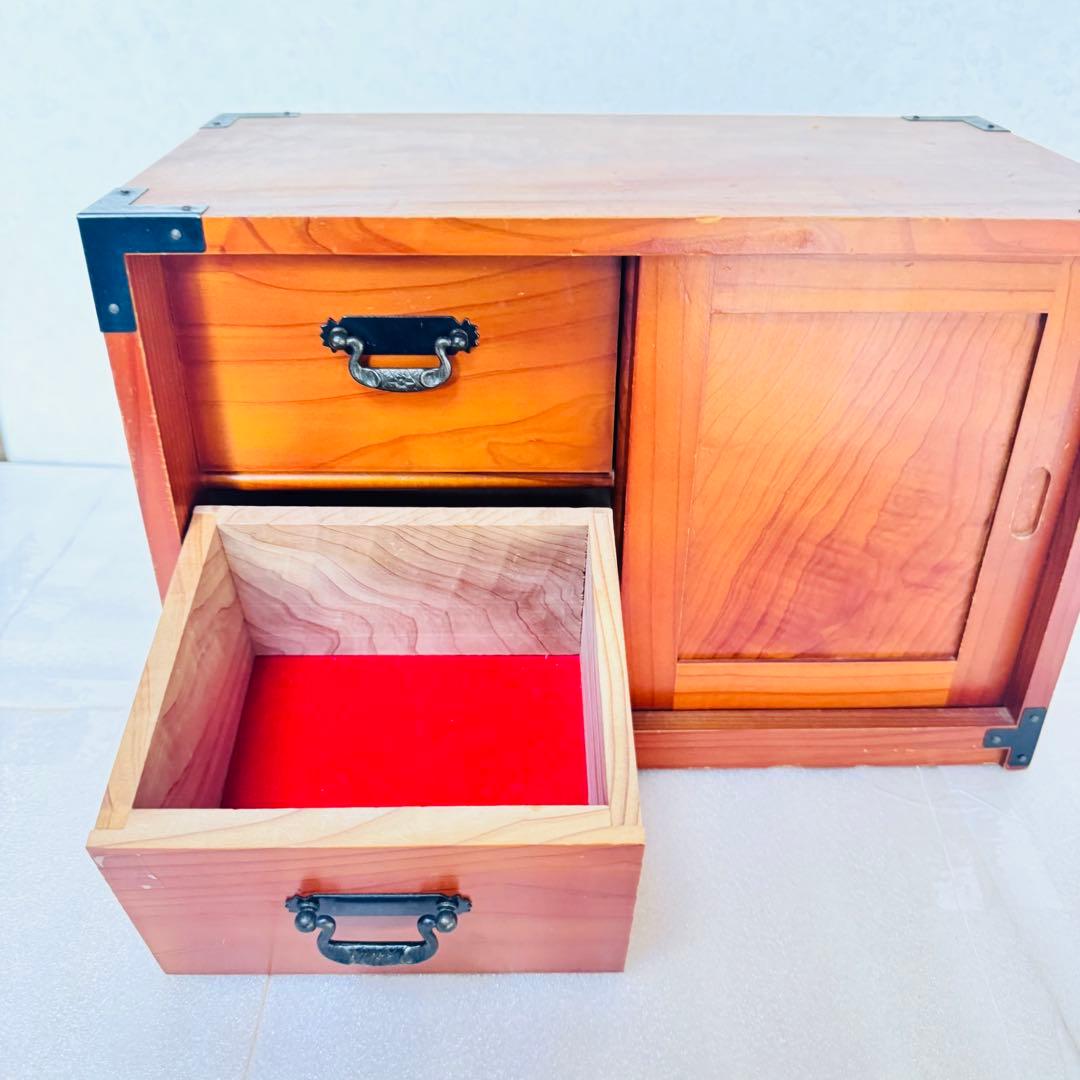 美品 天然木 小箪笥 3段 卓上収納 内装・縁起の良い赤 時代家具 アンティーク