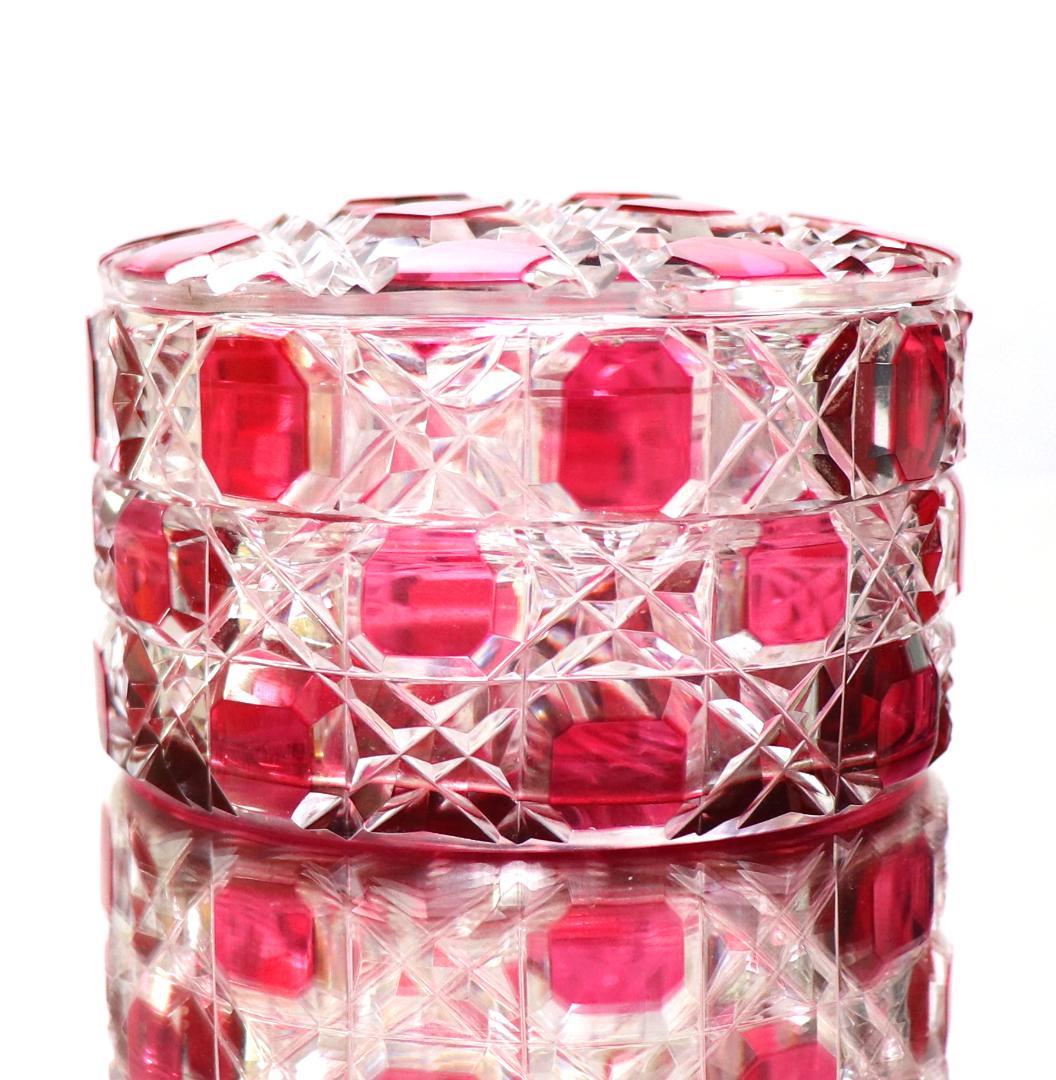 オールド・バカラ 珍品 切子装飾 ディアマン・ピエーリー 赤紫色被せ 蓋物