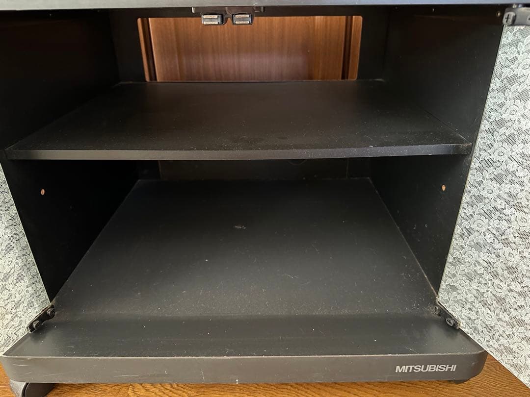 テレビボード　サイドボード　可動式　MITSUBISHI