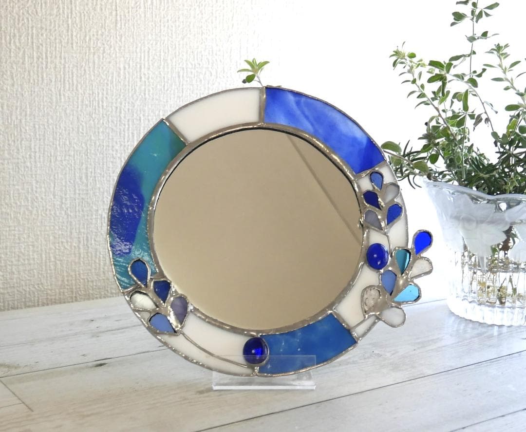 ✴︎:.ラベンダーの壁掛け鏡♪　ステンドグラス鏡