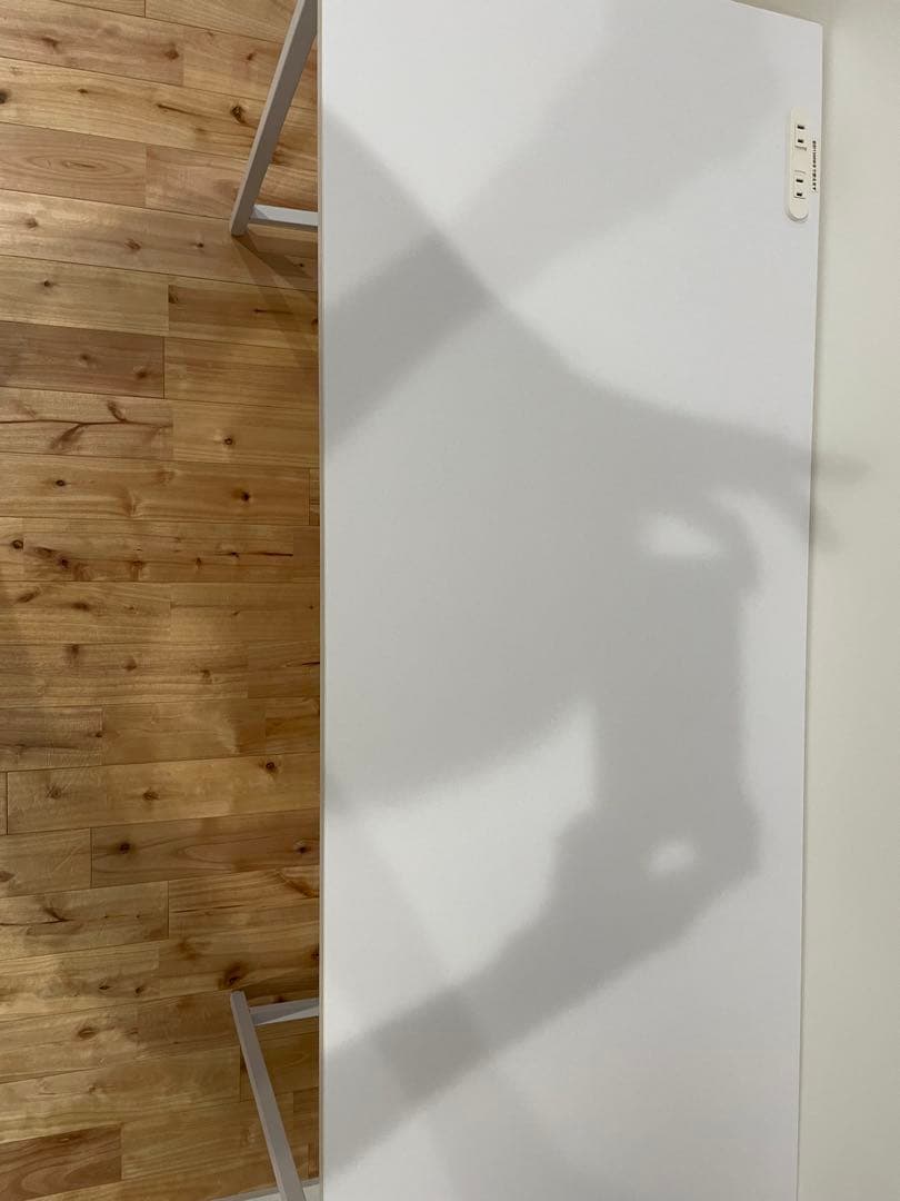 ホワイトパソコンデスク 幅120cm 2口コンセント付き