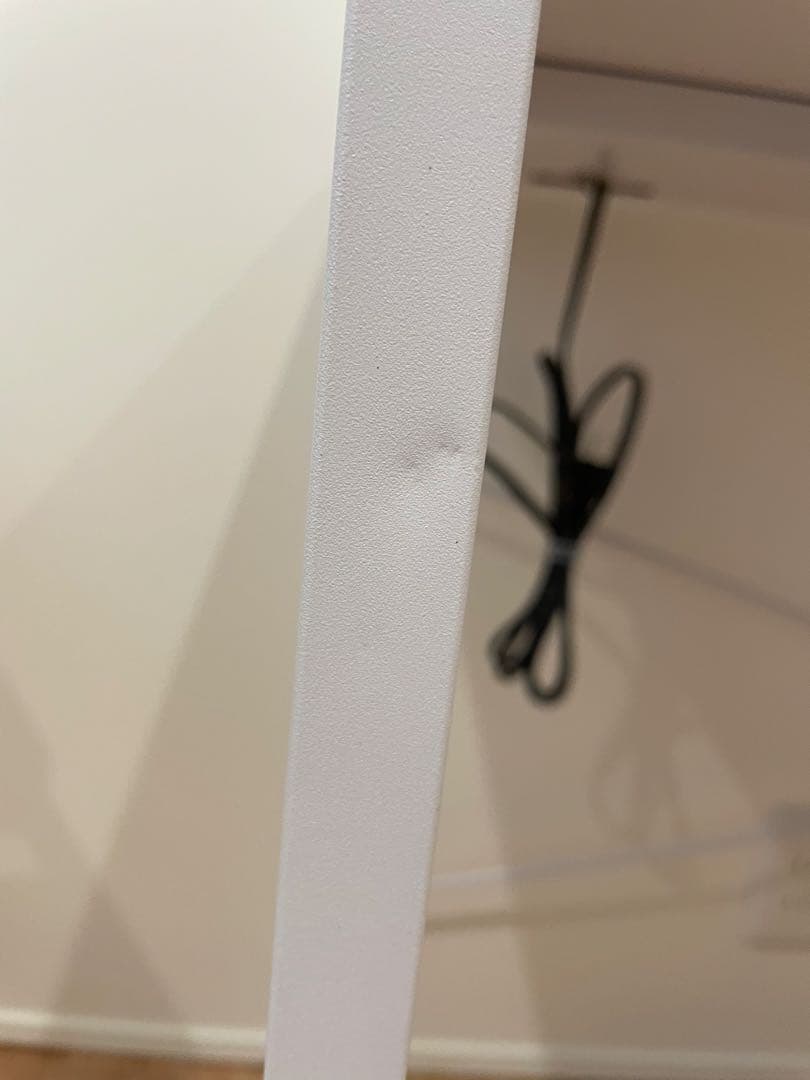 ホワイトパソコンデスク 幅120cm 2口コンセント付き