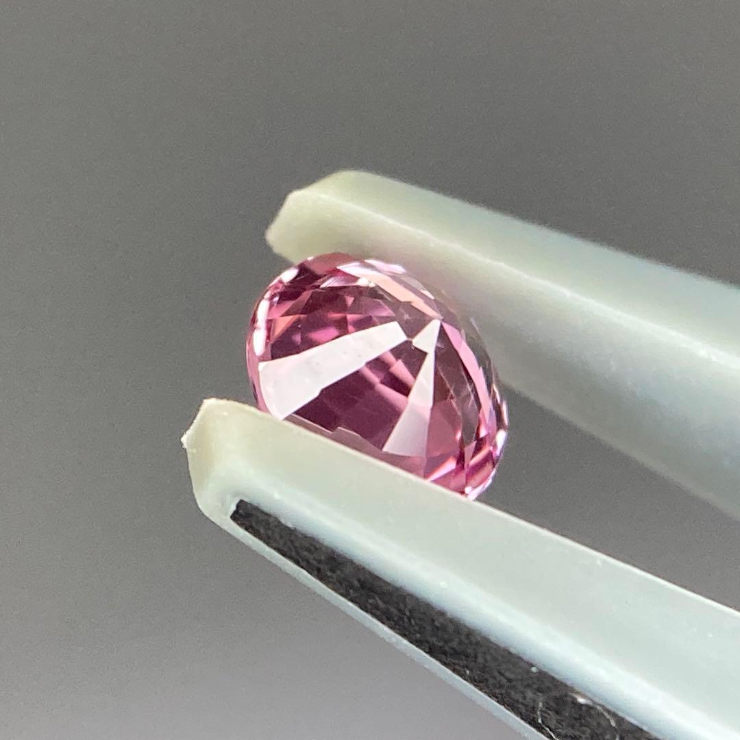 (418)鑑付　非加熱　パパラチアサファイア　ルース　0.424ct