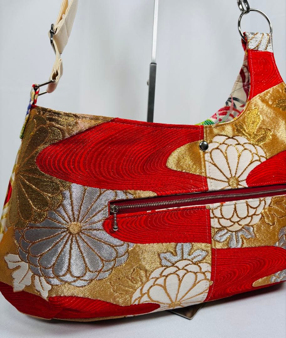 帯バッグリメイク　771番アシンメトリーBIGリバーシブル(肩あて飾り付き)