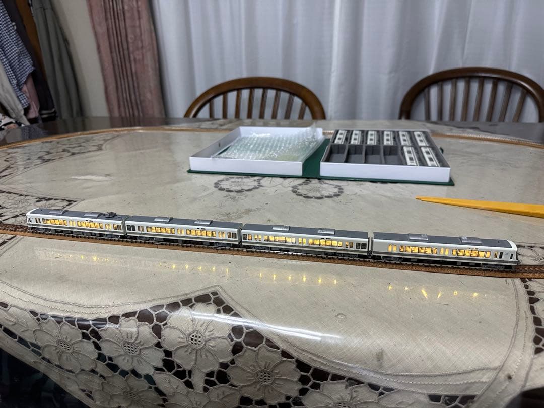 【10%OFF】KATO 221系 12両《基本4両＋増結8両》2M&車内照明付