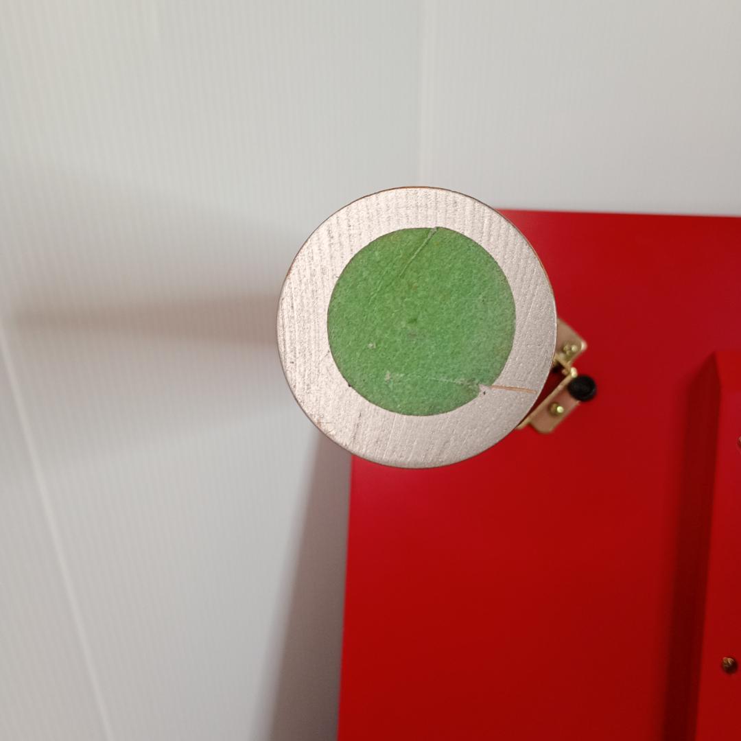 かわいい赤いテーブル　センターテーブル　折りたたみレトロ感あり　90-60-32