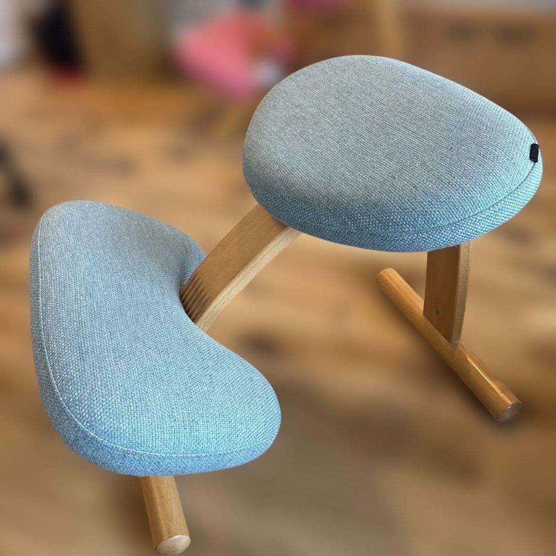 【美品】バランスイージー　姿勢矯正バランスチェア　ライトグリーン　リボ社