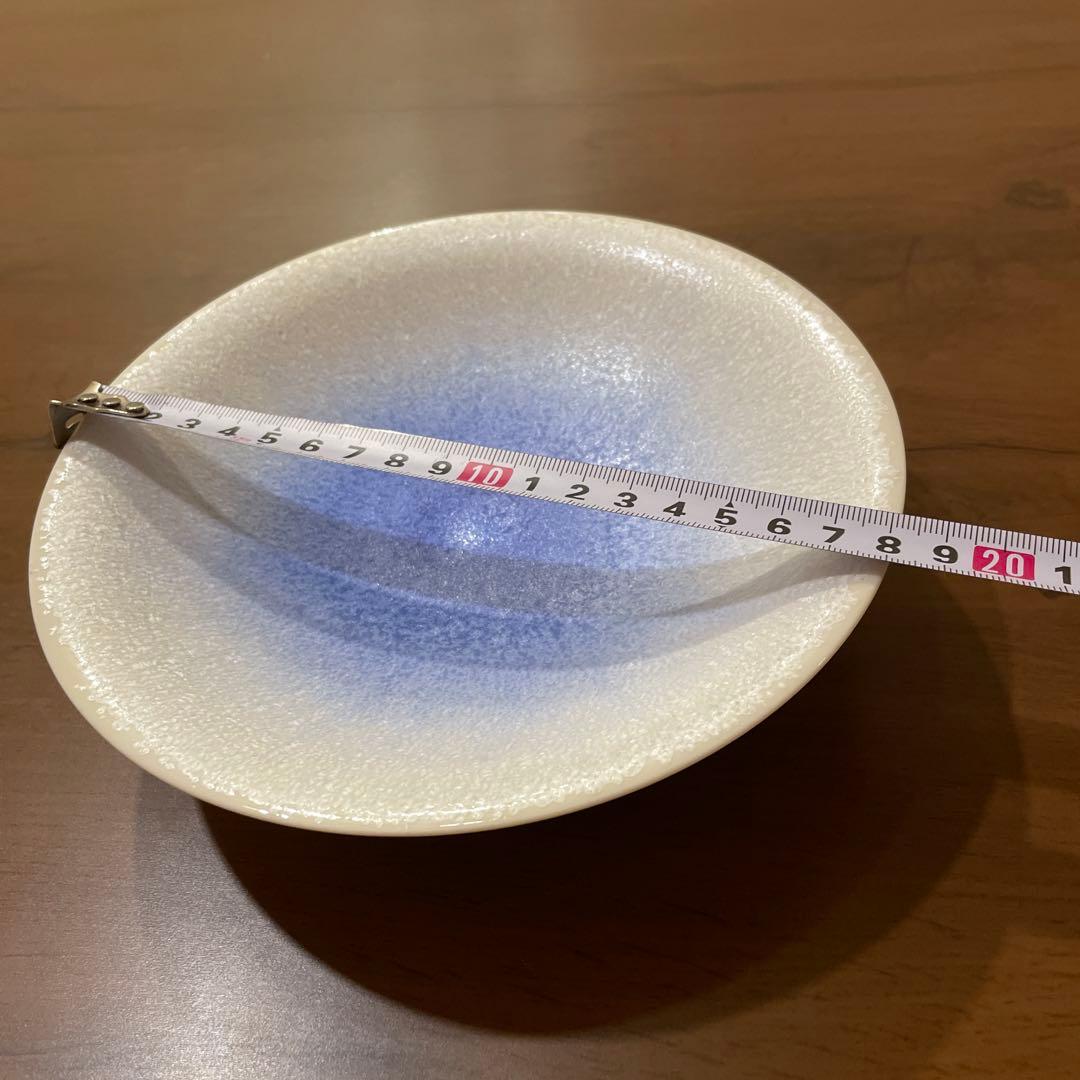 有田焼 高級な割烹皿 青と白のグラデーション皿 - メルカリ
