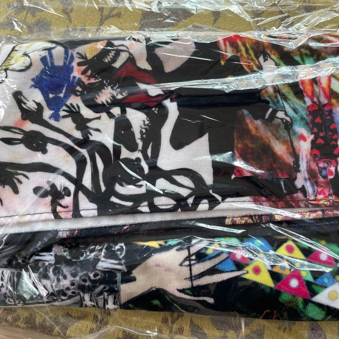 魔法少女まどか⭐︎マギカ バスタオル 魔女と手下のポスターバスタオル