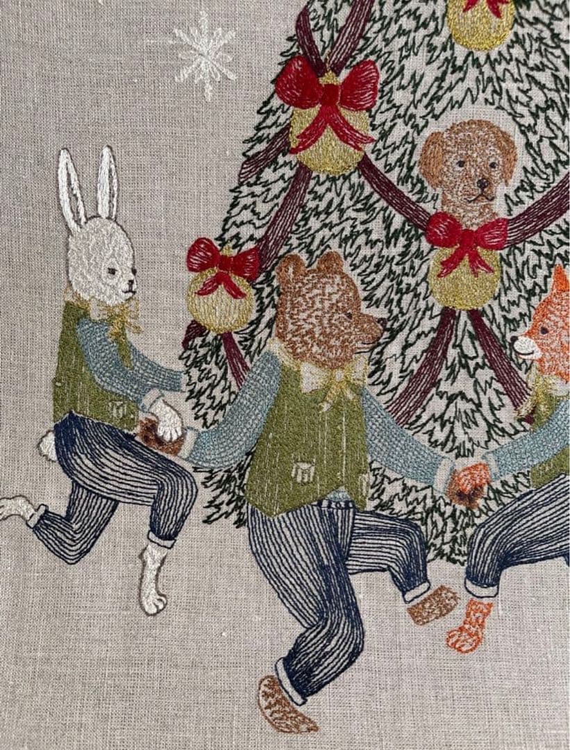 新品　コーラル＆タスク　刺繍クリスマスアート