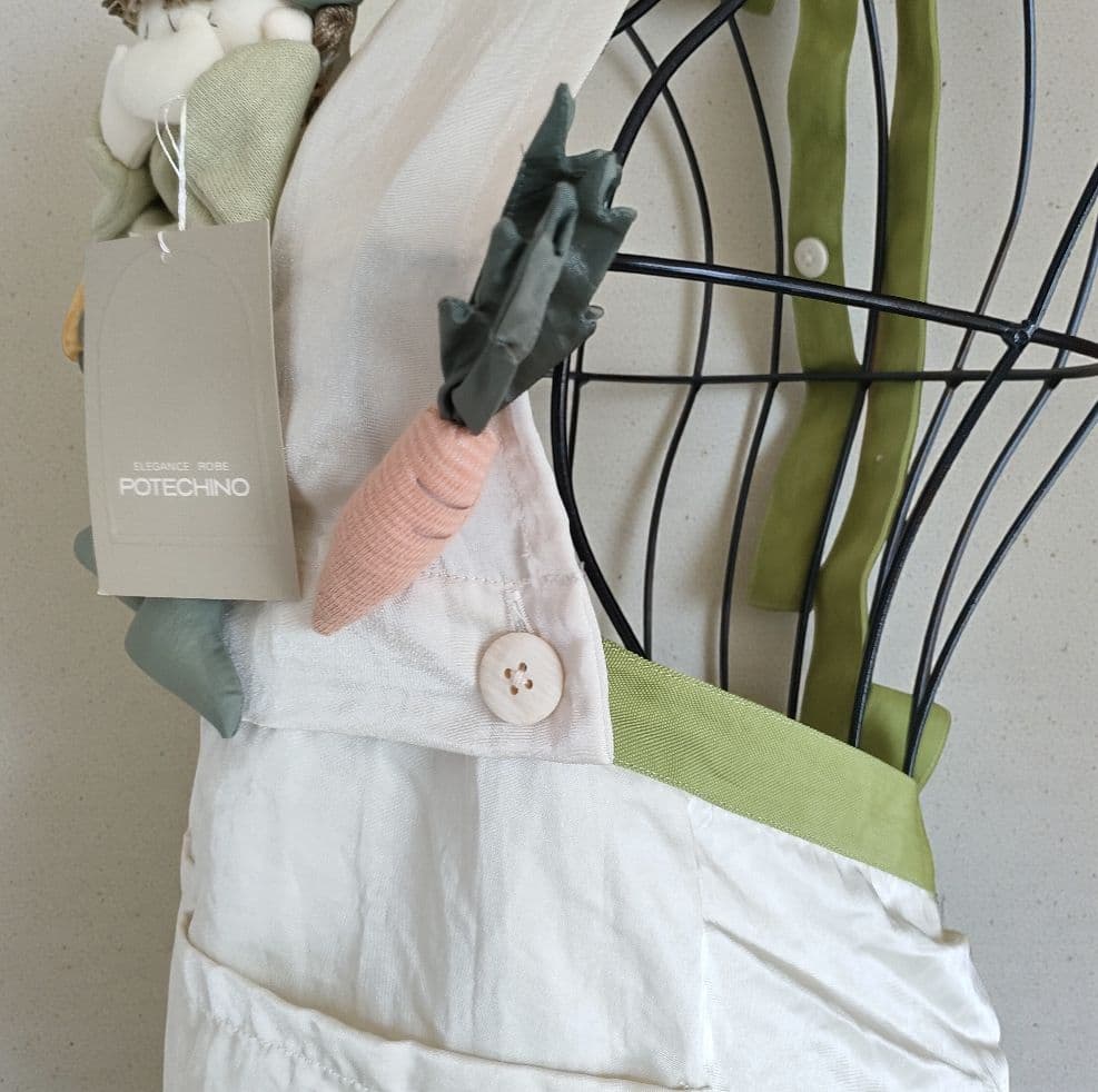 【新品未使用】Potechino さえら エプロン