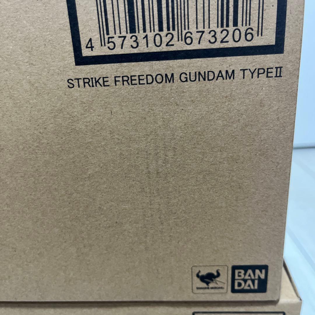 新品　ストライクフリーダムガンダム弍式　インフィニットジャスティスガンダム 弐式