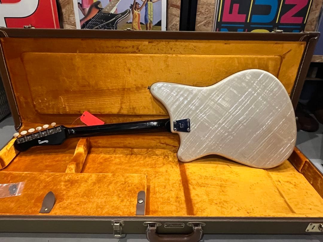 DeliciousTaylormade MOD 1960s弾きたいビザールLPB - メルカリ