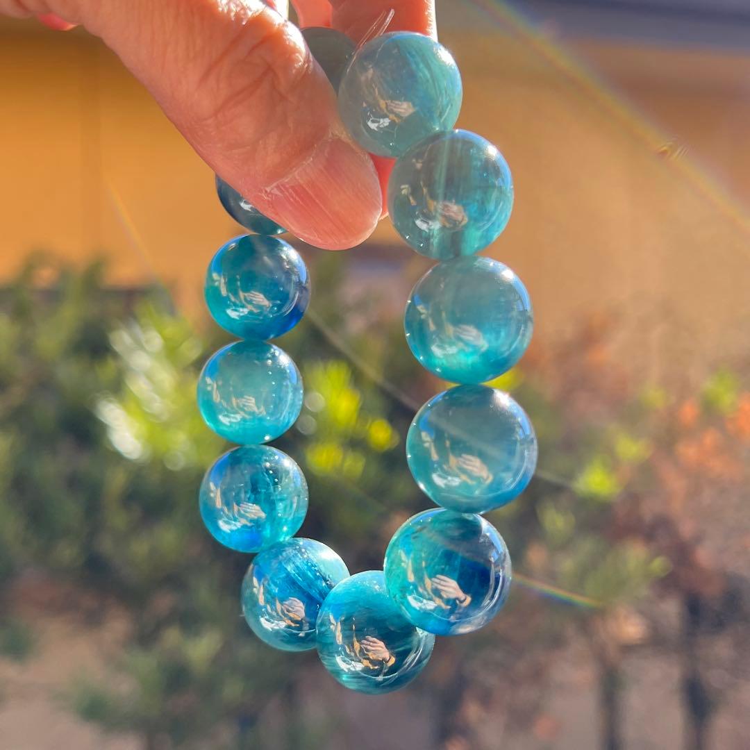 収蔵品　大玉　グリーンカイヤナイトブレスレット　2