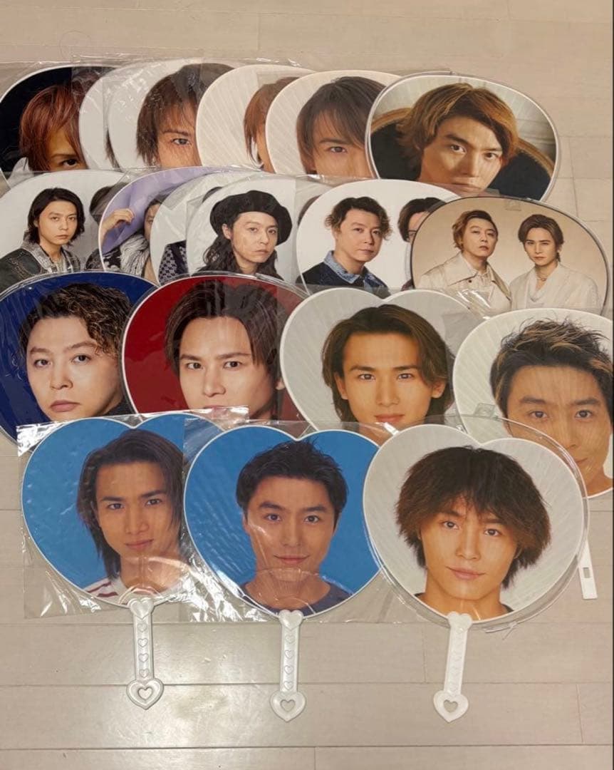 KinKiKids 堂本光一 堂本剛 うちわ ペンライト まとめ売り - メルカリ