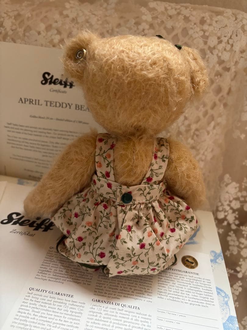 レア】貴重Steiffシュタイフエイプリル ドレスベア 花柄ドレス - メルカリ