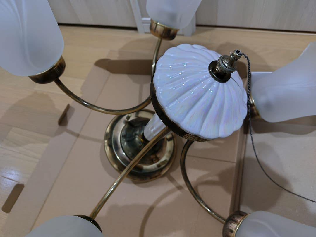 5灯シャンデリア ガラス・金属製