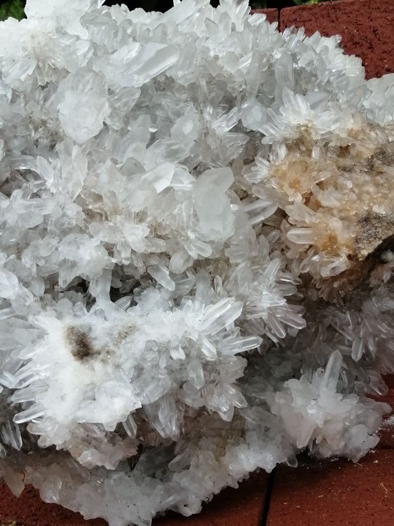 水晶クラスター8.1kg ーtot32