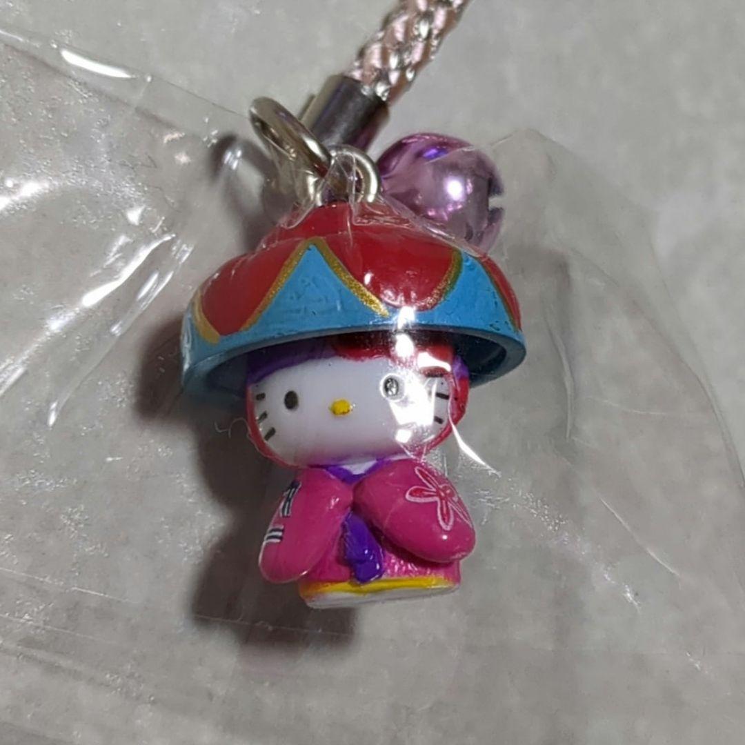 ハローキティ 沖縄限定 根付けストラップ 2個 - メルカリ