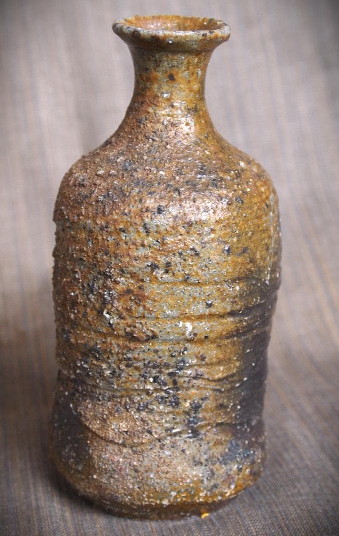 希少作★小山日出男★黒備前《窯変》徳利★黄胡麻★個展作品