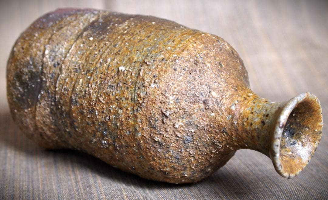 希少作★小山日出男★黒備前《窯変》徳利★黄胡麻★個展作品