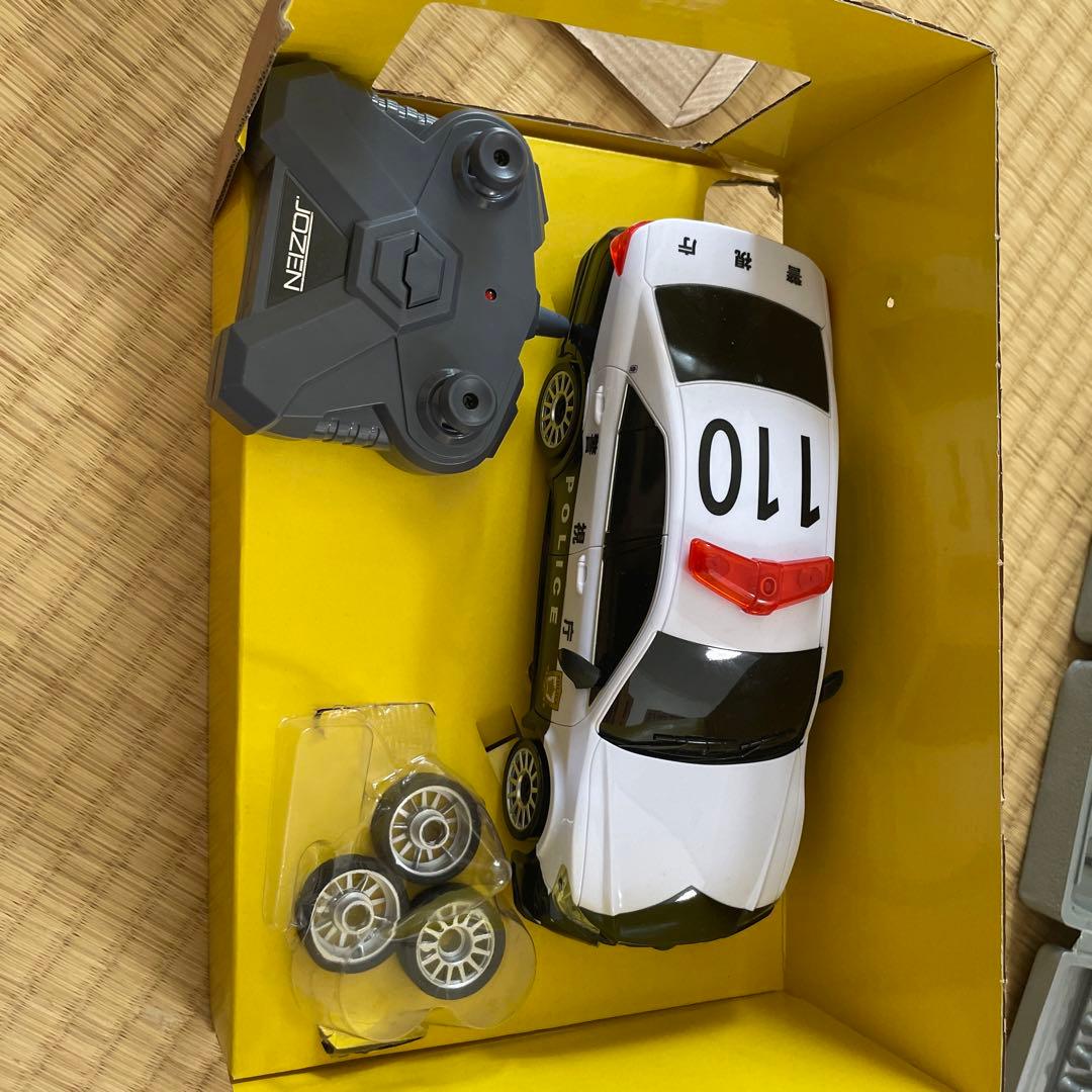 トヨタ クラウン パトカー ラジコン - メルカリ